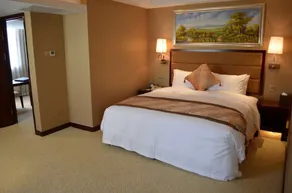 Grand Metropark North York Hotel Shenyang - Image 3
