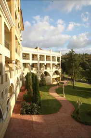 Hotel Belleville - Image 2