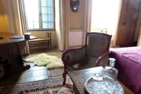 Chateau De Lunac - Image 2