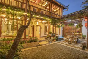 Wolong Inn - Image 3