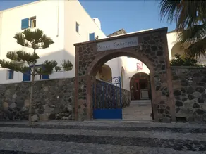 Gardenia Hotel - Image 5
