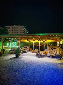 Charming Bungalow in Cinarcik With Shared Garden - Image 5