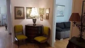 Marion Athenian Style Apartment - Image 5
