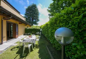 Le Betulle Garden in Laveno - Image 4