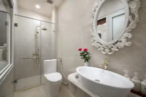 Viola Royal Hotel & Spa - Image 3