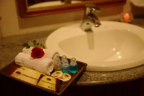 Ayarwaddy River View Hotel - Image 4