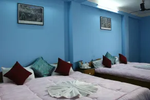 Hotel August Mountain - Image 2