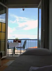 Guesthouse Podaca - Image 5