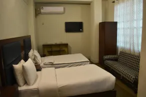 Pearl City Hotel - Image 4