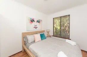 Rossmoyne Suite - Image 2