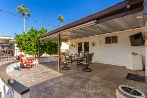 105th Sun City 2 Bedroom Home by Redawning - Image 2