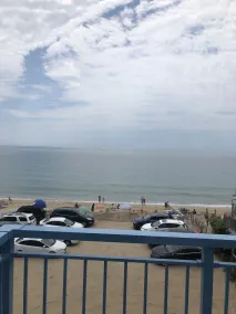 Misquamicut Beach Front Inn - Image 2