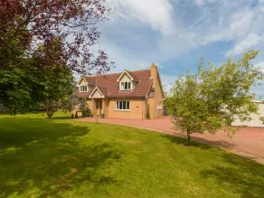 Millennium Cottage - Image 3