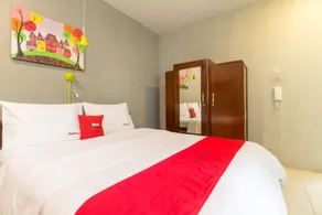 RedDoorz near GOR Padjajaran Bogor - Image 2