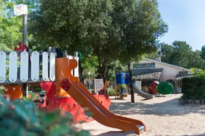 Kinderfreundliches wunderschönes Mobilheim mit Terrasse, beheiztem Pool und Grill - Image 4