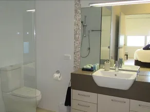 Pelican Escape Executive Home - Image 2
