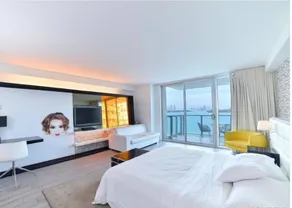 Amazing Place with Pool and Bay View - Image 3