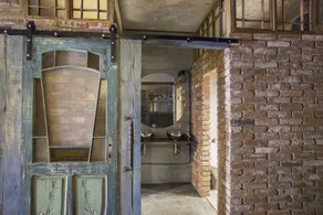 The Doors Apartments - Image 5