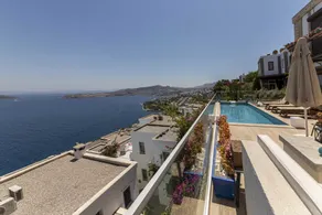 House With Private Pool and Sea View in Bodrum - Image 3