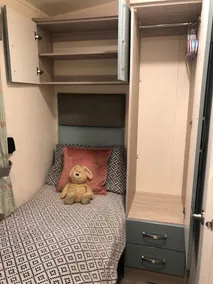 Superior 6 Berth Holiday Home in Suffolk, - Image 2