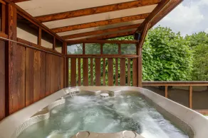 Loat Suites Departure Bay by Restavio - Image 2