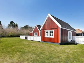 Cozy Holiday Homein Vejby With Sauna - Image 4