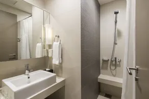 Citadines Singapore Mount Sophia - Image 4