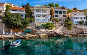 Stunning Home in Zavalatica With Wifi and 2 Bedrooms - Image 2