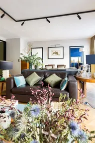 Bois de Boulogne Retreat - Image 2