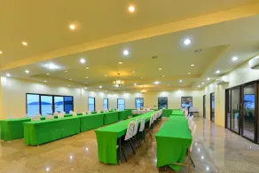 Star Light Beach Resort And Restaurant - Image 3