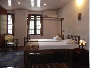 Madeleine Inn - Image 4