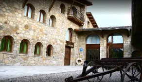 El Jou Hotel - Image 5