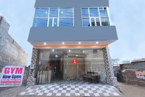Hotel New Arya 2 by OYO Rooms - Image 3