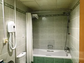 Kings Square Hotel - Image 2