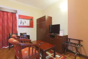 OYO 332 Syaj Hotel - Image 4