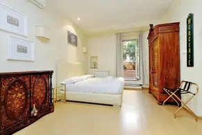 Conservatorio Studio Apartment - Image 4