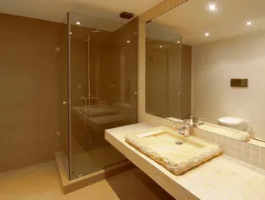 Seaview Peninsula Villa - Image 5