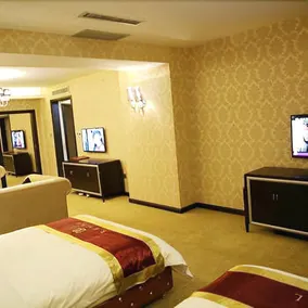 Reagl Hotel - Image 4