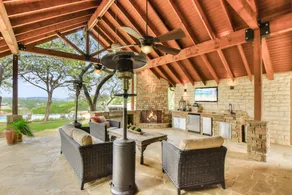 The Angelwylde Serenity Estate - 3 Br Home - Image 3
