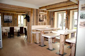 Hezelhof's Radl-Hotel - Image 2