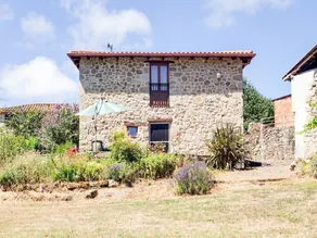 Comfortable and cozy country house in a charming setting. - Image 3