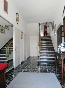 B&B New Camelot - Image 2