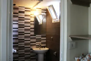 Bil Residence - Image 4