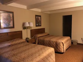 Relax inn Ruston - Image 3