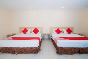 Sri Indar Hotel by OYO Rooms - Image 2