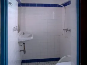 Niku Guesthouse - Image 5