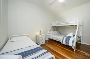 Kooyong Apartment 3 - Image 4