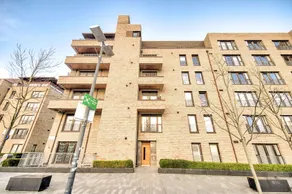 Stylish Apartment in Central Edinburgh with Secure Free Parking - Image 5