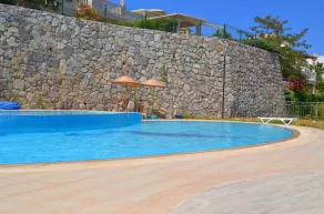 House 30 Mins to Bodrum With 21 Pools in Milas - Image 4