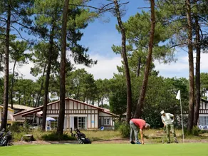 Villa in France with Golf Course & Pool - Image 3